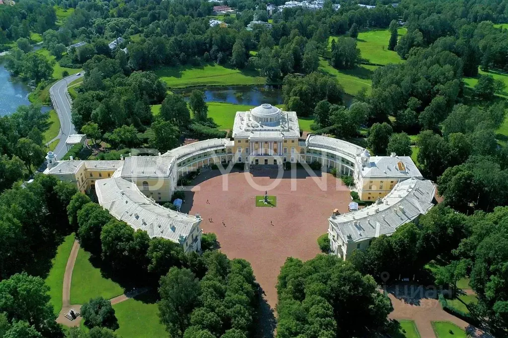 Участок в Санкт-Петербург, Санкт-Петербург, Павловск ул. Круглый пруд ... - Фото 1