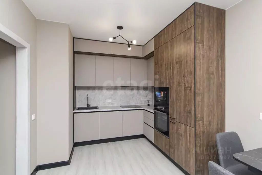 2-к кв. Тюменская область, Тюмень ул. Краснооктябрьская, 16 (52.2 м) - Фото 1