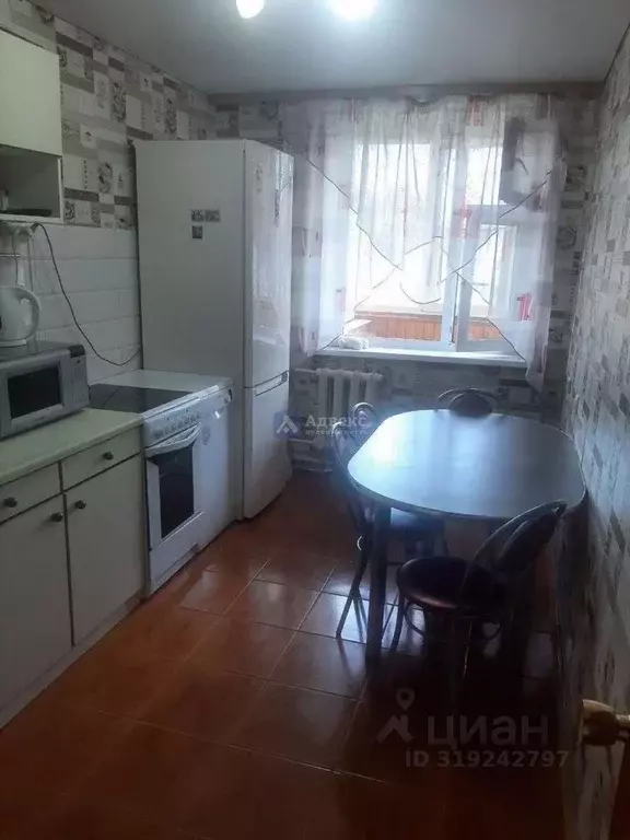 3-к кв. Тюменская область, Тюмень Полевая ул., 12А (68.9 м) - Фото 0