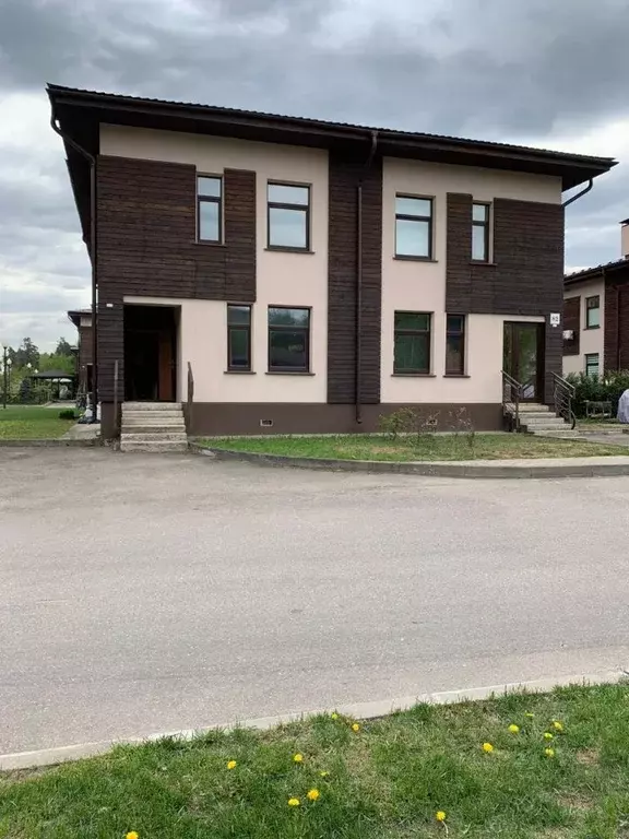 Таунхаус в Московская область, Люберцы городской округ, Малаховка рп, . - Фото 0