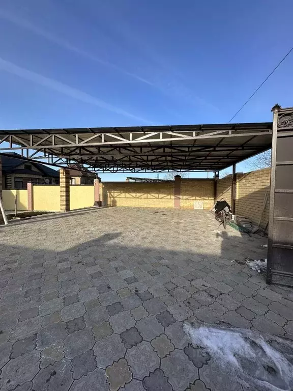 Дом в Ставропольский край, Кисловодск Кооперативная ул., 73 (240 м) - Фото 2