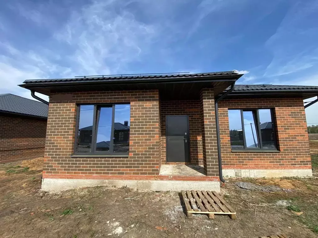 Дом в Татарстан, Лаишевский район, Кирбинское с/пос, д. Травкино, ... - Фото 1