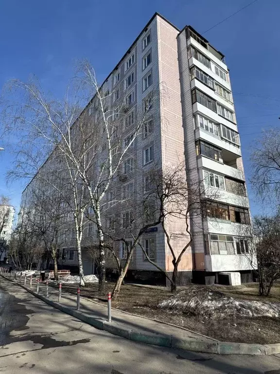 3-к кв. Москва ул. Исаковского, 18 (58.7 м) - Фото 1