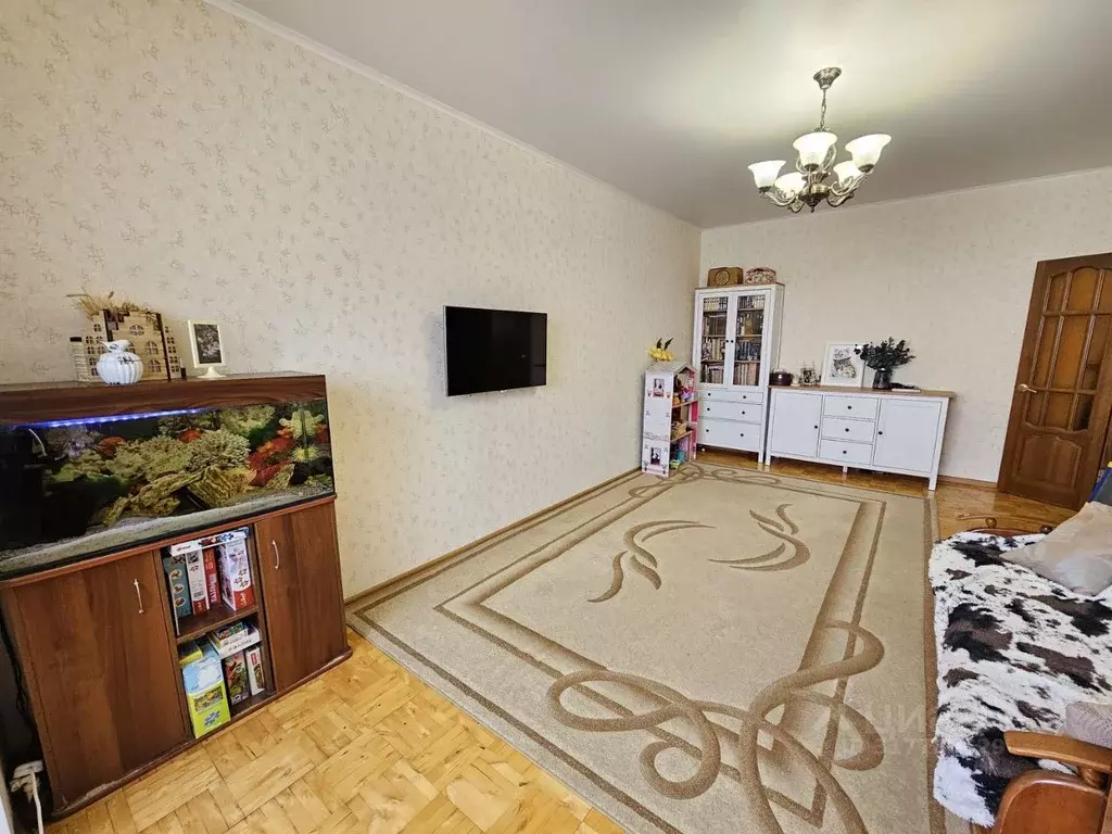 3-к кв. Астраханская область, Астрахань ул. Куликова, 77 (69.2 м) - Фото 0