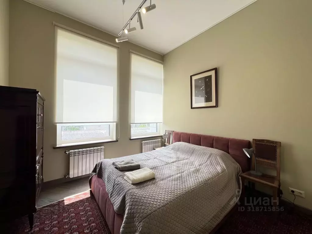 1-к кв. Свердловская область, Екатеринбург ул. Попова, 18 (51.8 м) - Фото 1