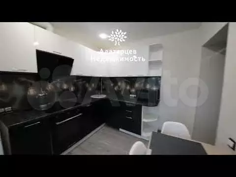 3-к. квартира, 82,5 м, 3/3 эт. - Фото 1