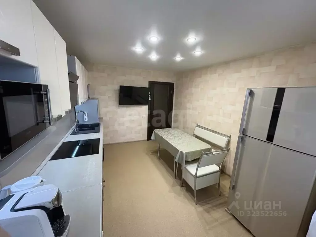 3-к кв. Саратовская область, Саратов ул. Имени Ю.И. Менякина, 8 (72.1 ... - Фото 2