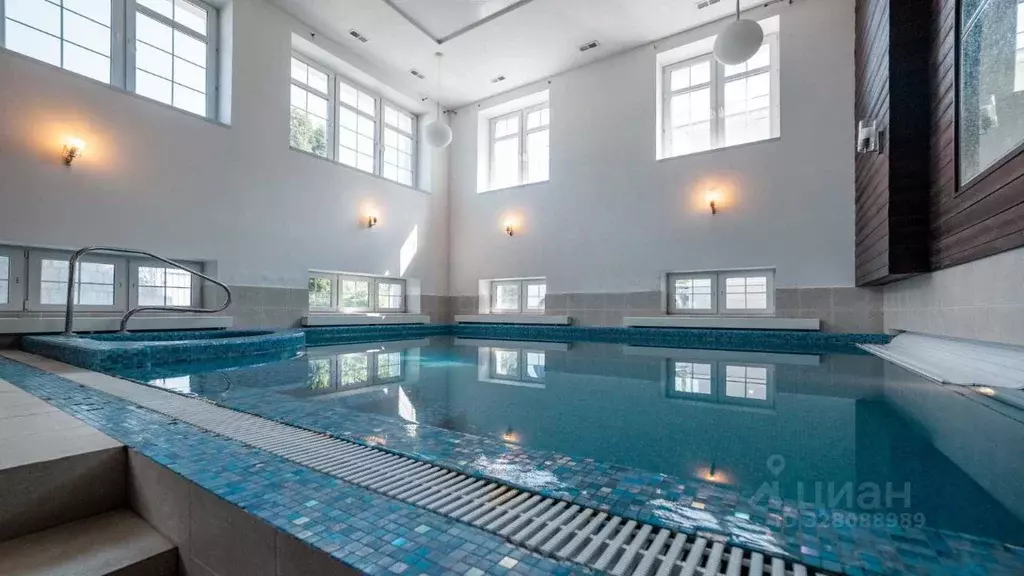 Дом в Москва д. Иваньково,  (900 м) - Фото 1