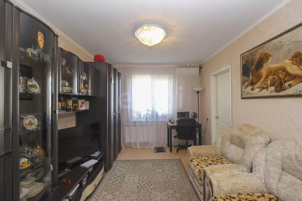 3-к кв. Омская область, Омск Солнечный мкр, ул. Комкова, 7Б (49.8 м) - Фото 1