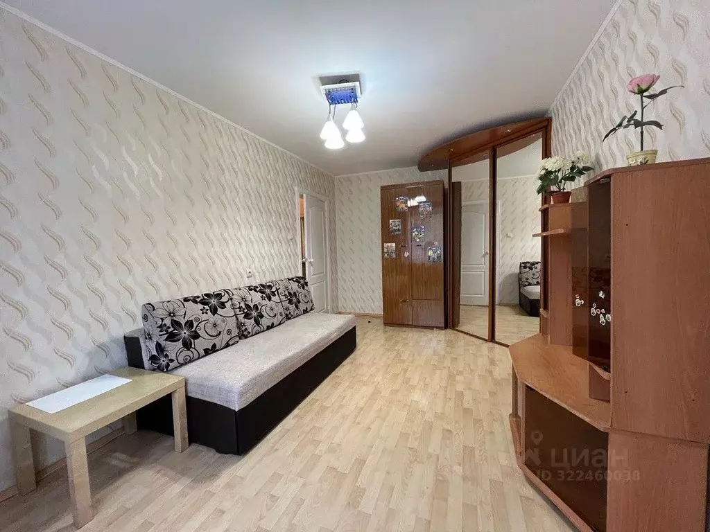 1-к кв. Кировская область, Киров ул. Крупской, 5к1 (30.0 м) - Фото 0