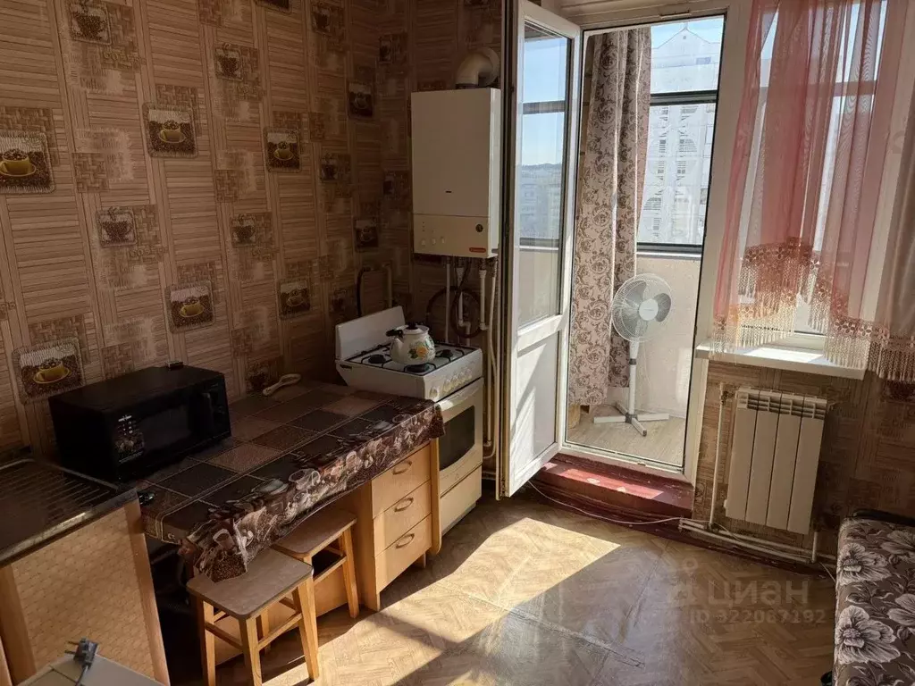 1-к кв. Белгородская область, Белгород ул. Есенина, 44 (34.0 м) - Фото 0