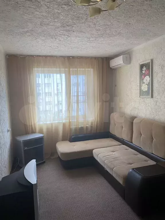 1-к. квартира, 35 м, 4/10 эт. - Фото 0