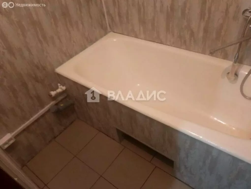 1-комнатная квартира: Бийск, улица Ильи Репина, 10 (21 м) - Фото 2