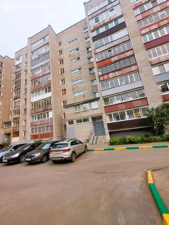 Квартира-студия: Киров, улица Дзержинского, 64к2 (36.7 м) - Фото 1