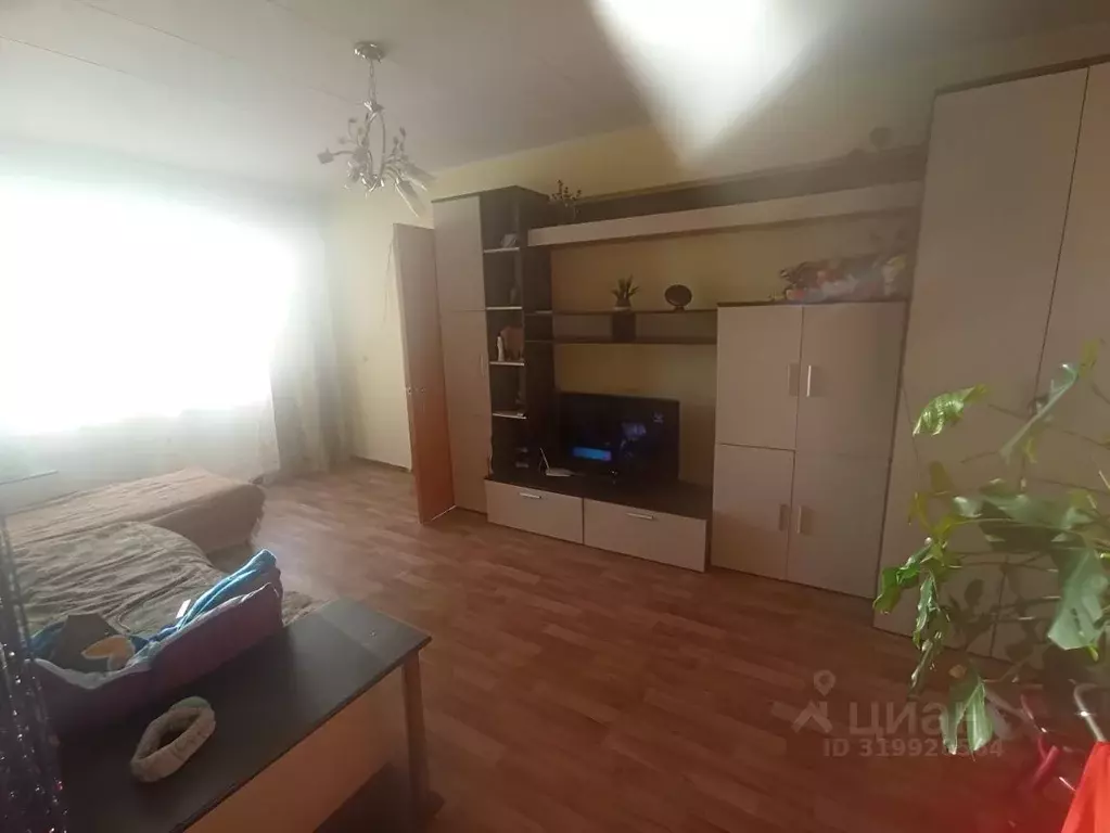 3-к кв. Иркутская область, Усолье-Сибирское ул. Стопани, 67 (56.0 м) - Фото 0