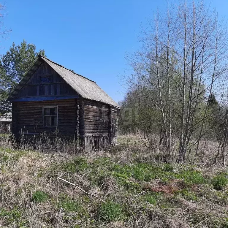 Дом в Ленинградская область, Киришский район, Будогощское городское ... - Фото 1