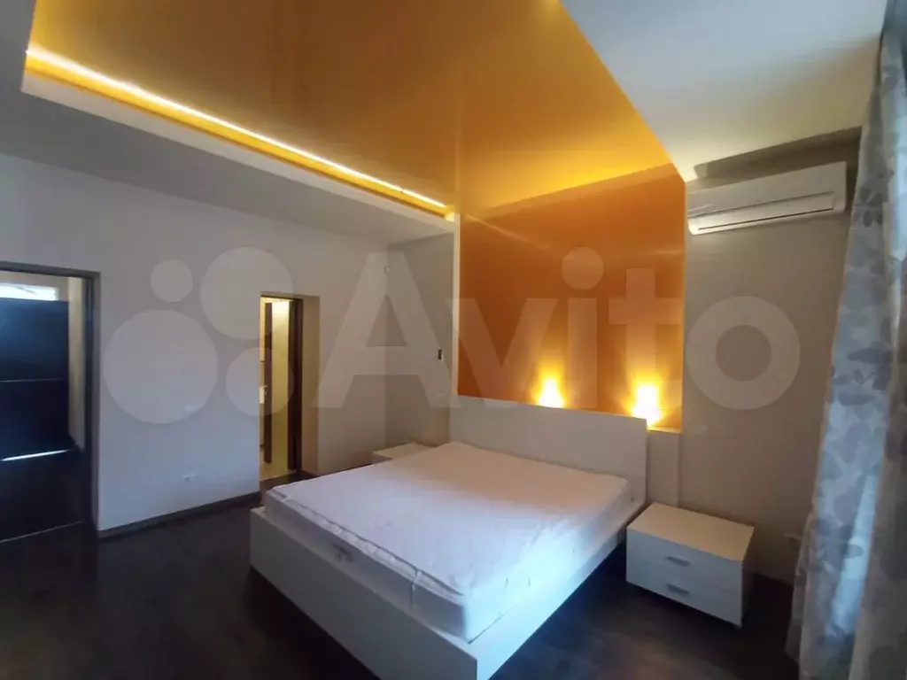 3-к. квартира, 110 м, 8/8 эт. - Фото 1