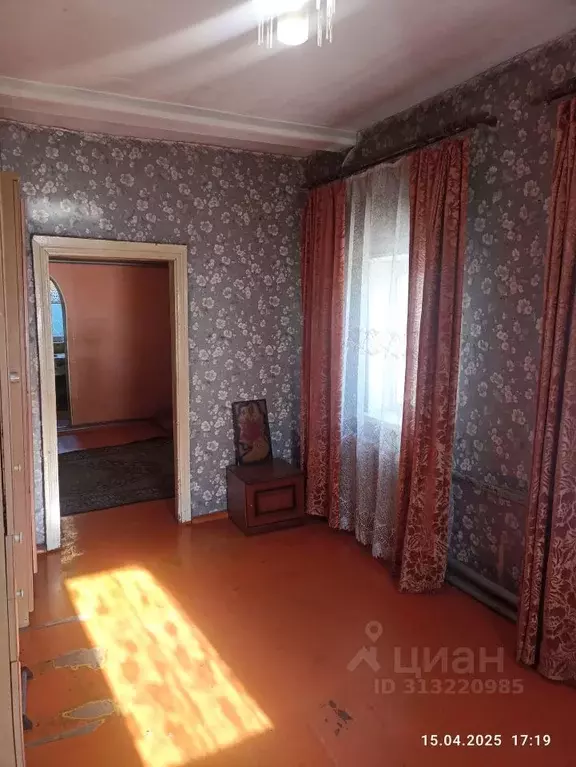 Дом в Омская область, Омск ул. 21-я Линия (36 м) - Фото 1