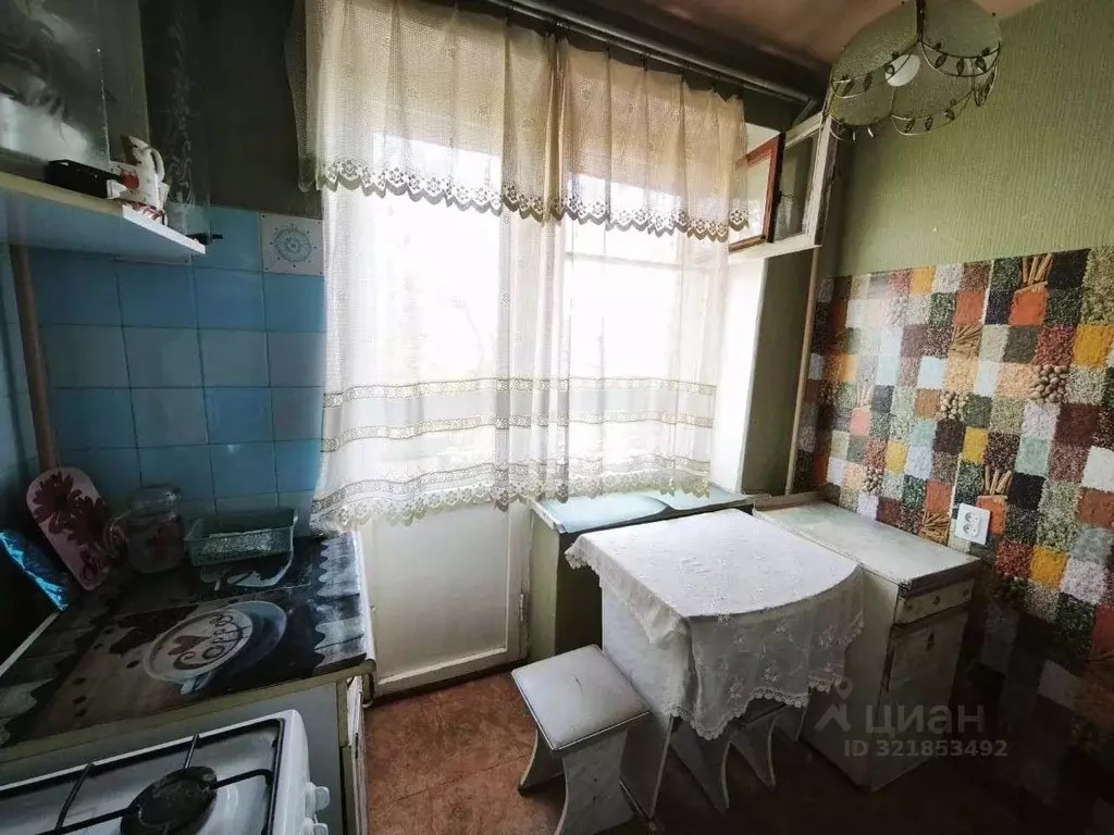 3-к кв. Астраханская область, Астрахань ул. Дзержинского, 54А (63.0 м) - Фото 1