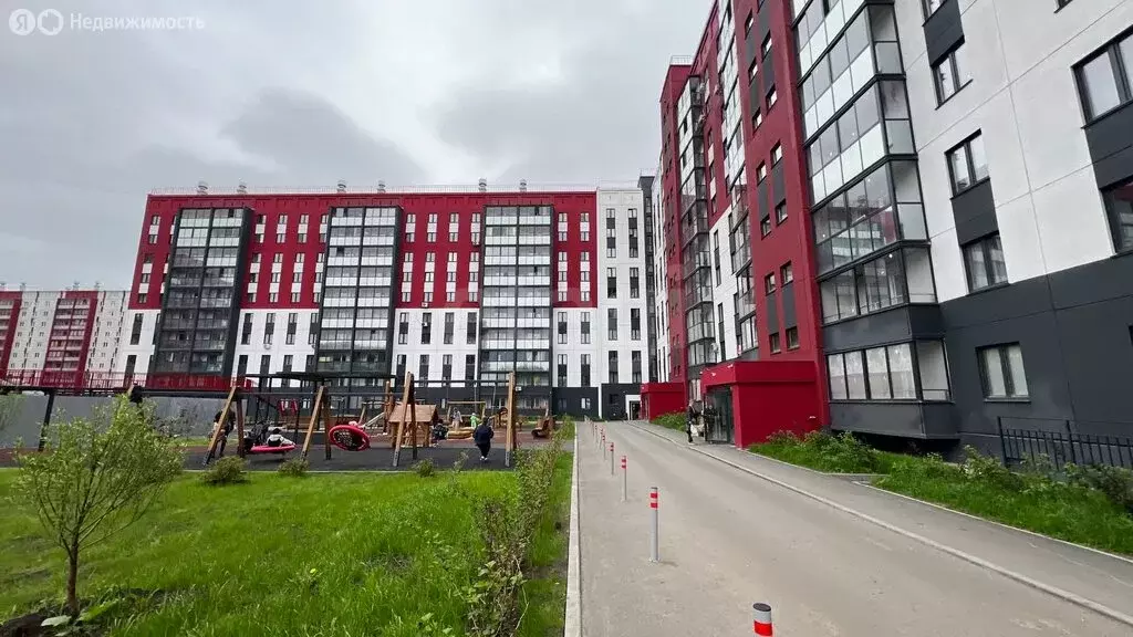 Квартира-студия: посёлок Западный, микрорайон Вишнёвая Горка, ... - Фото 1