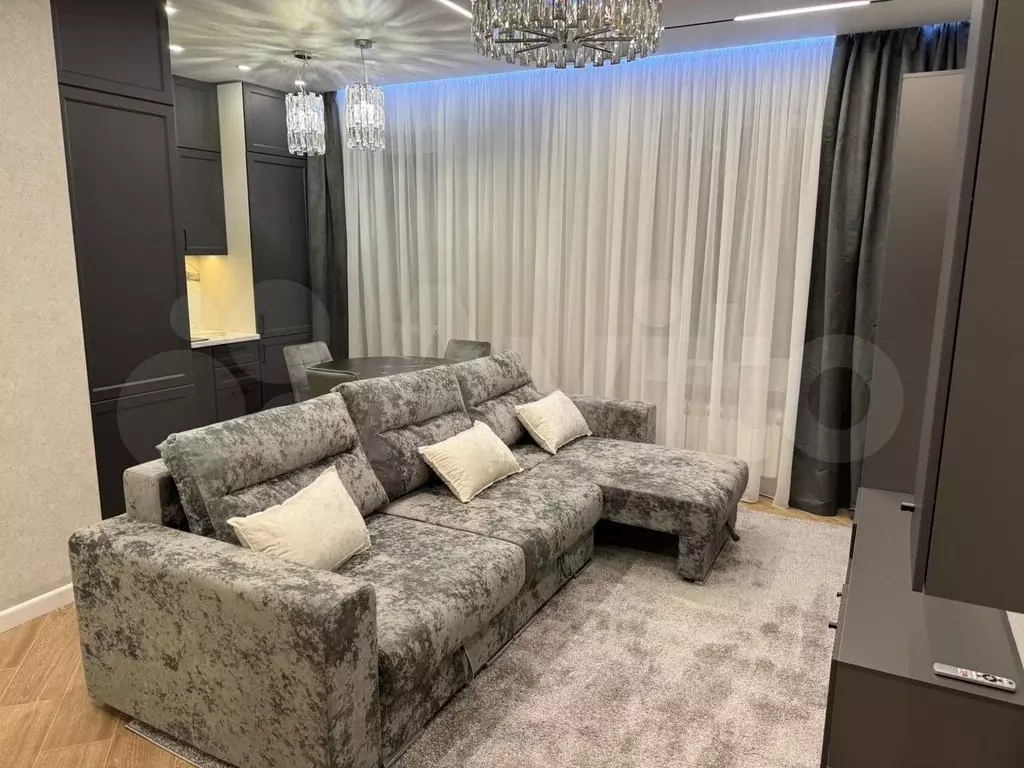 1-к. квартира, 40 м, 20/24 эт. - Фото 1