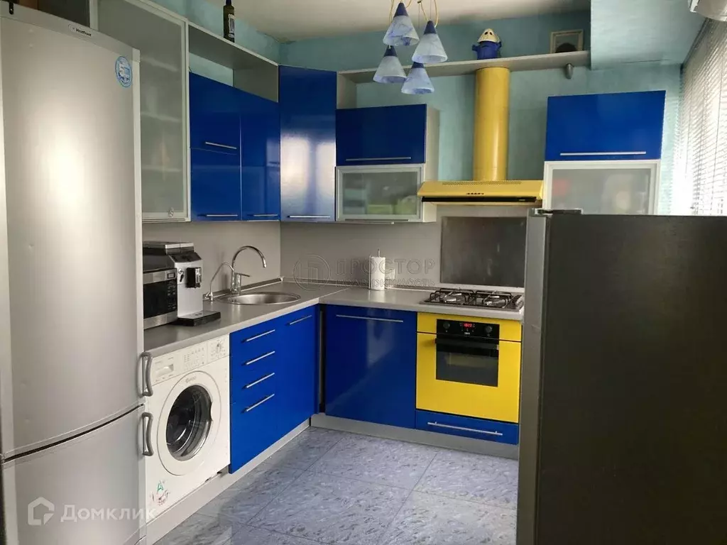 Продаётся 4-к квартира, 71 м - Фото 0