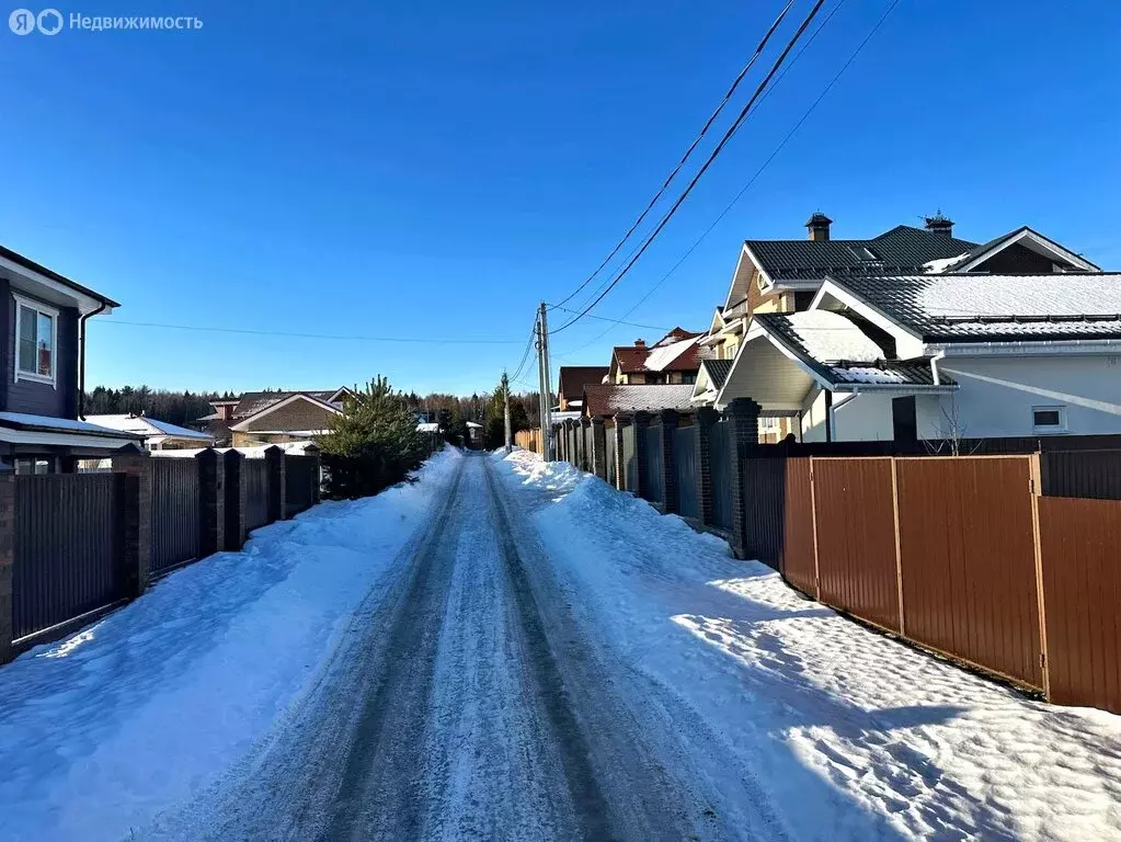 Участок в деревня Бужарово, Придорожная улица (10 м) - Фото 1