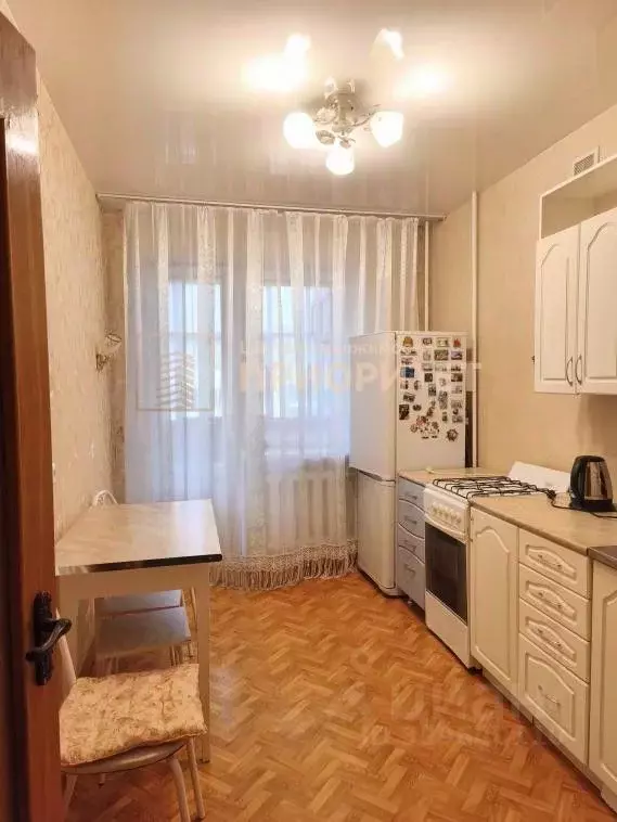 2-к кв. Саха (Якутия), Якутск ул. Федора Попова, 17/2 (61.6 м) - Фото 1