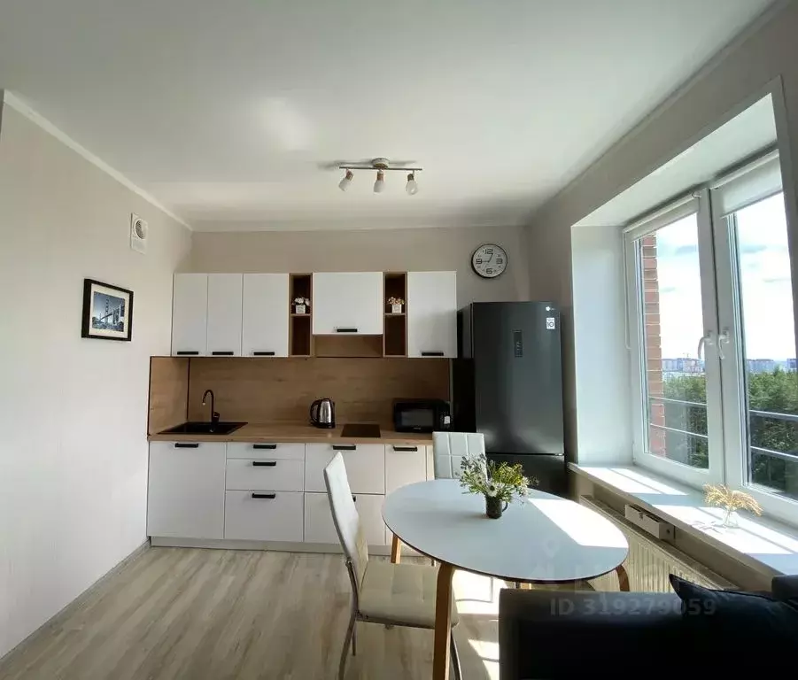 1-к кв. Удмуртия, Ижевск ул. Ленина, 97А (41.0 м) - Фото 1