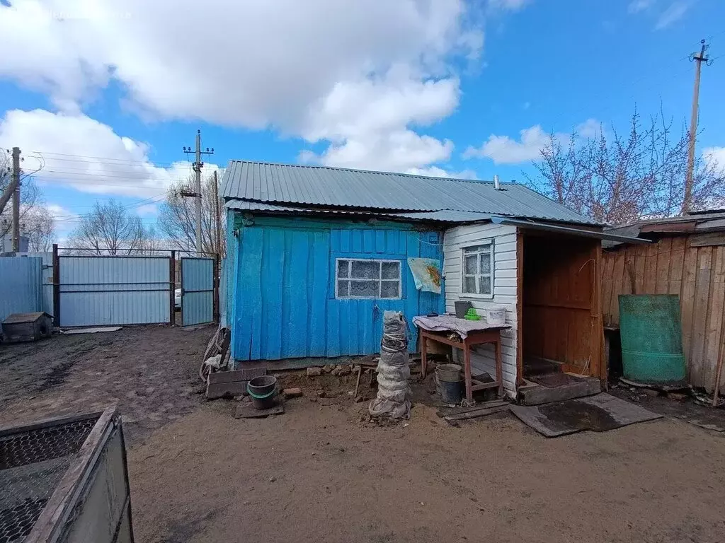 Дом в Тюкалинск, улица Ленина (31.3 м) - Фото 1