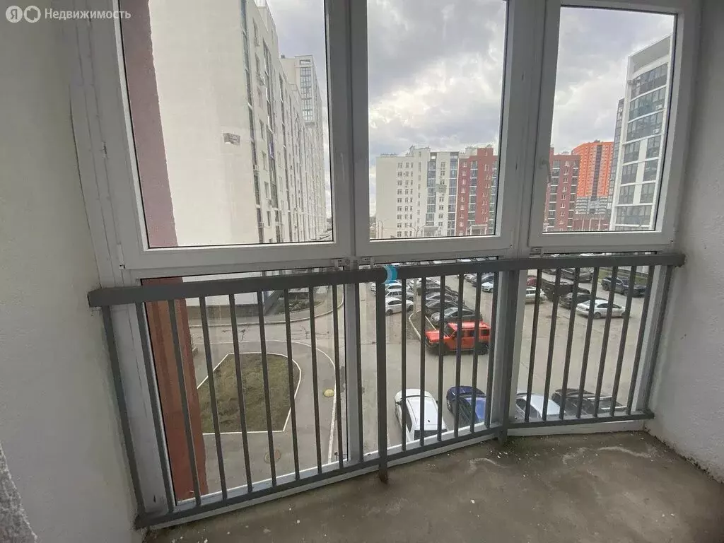3-комнатная квартира: Уфа, проспект Дружбы Народов, 53 (85 м) - Фото 0