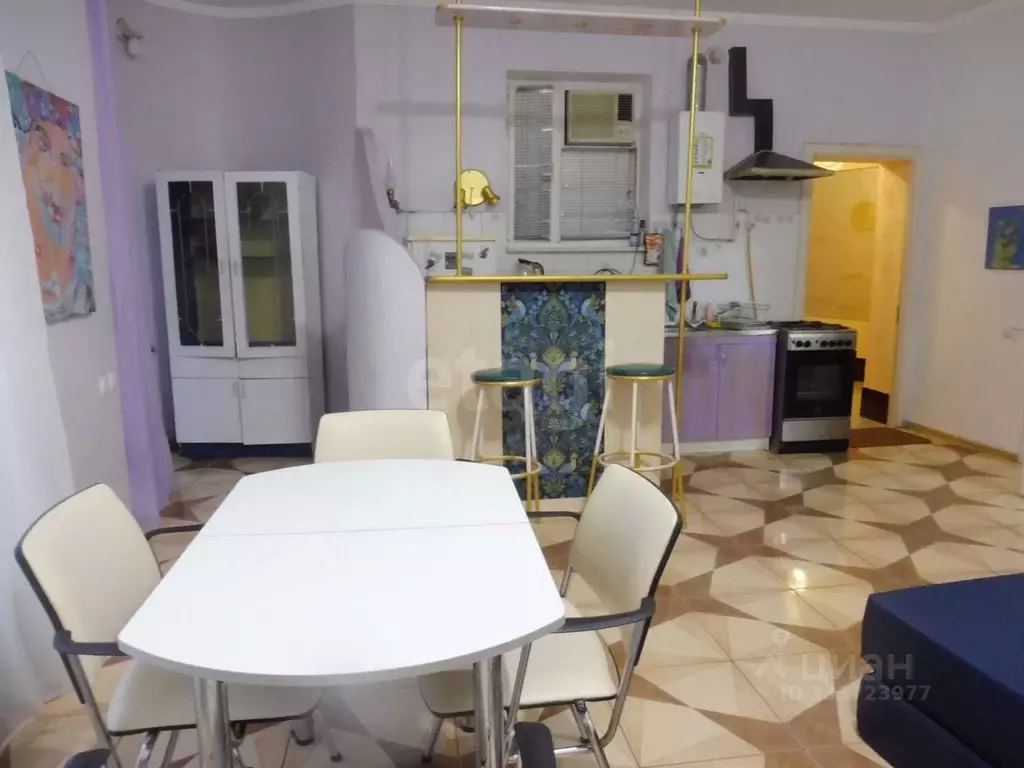 2-к кв. Крым, Ялта ул. Красноармейская, 9 (56.0 м) - Фото 2