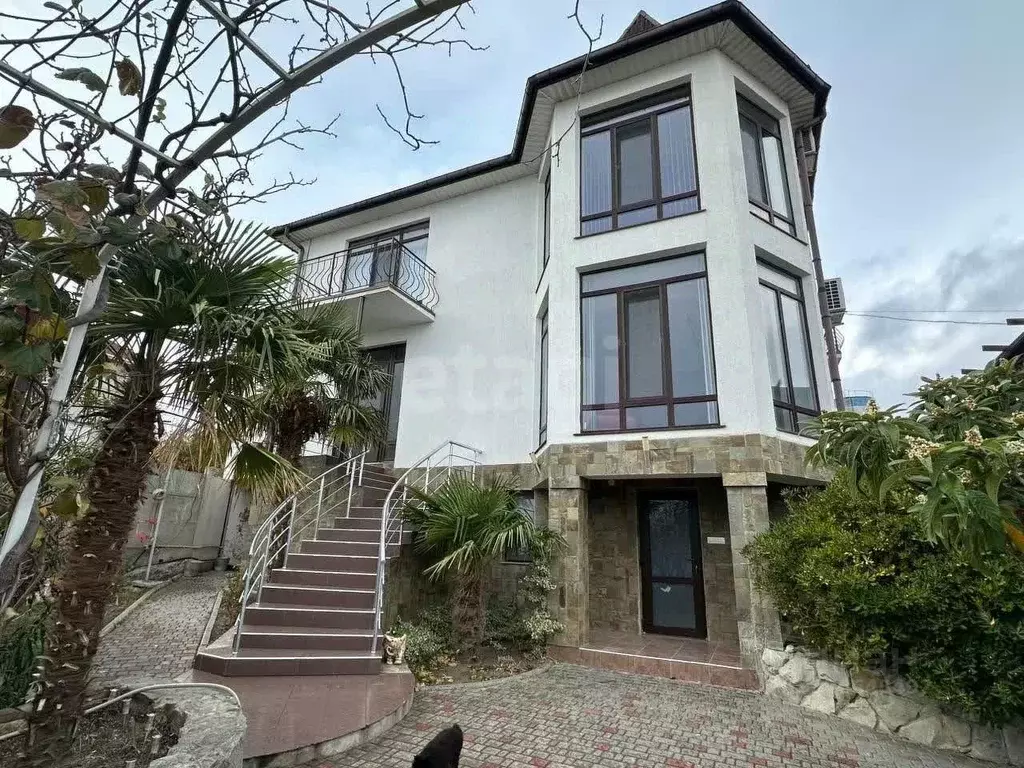 Дом в Крым, Алушта муниципальный округ, с. Малореченское ул. Факидова ... - Фото 1