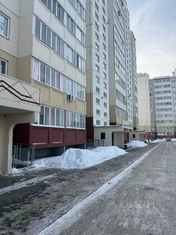 1-к кв. Омская область, Омск ул. Завертяева, 9к18 (36.3 м) - Фото 1