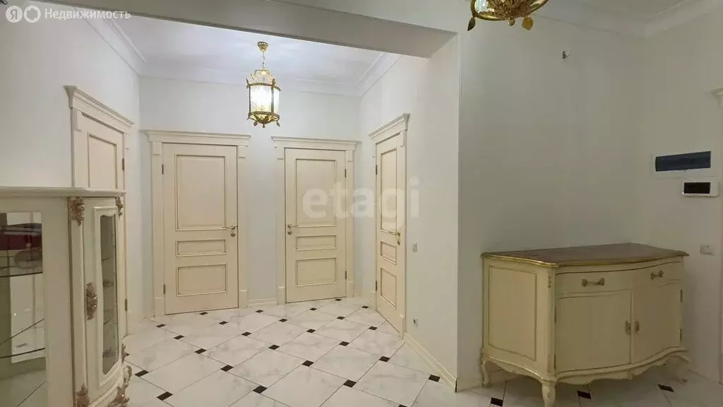 3-комнатная квартира: Черкесск, проспект Ленина, 154 (95 м) - Фото 2