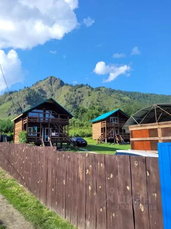 Дом в Алтай, Чемальский район, Узнезинское с/пос, с. Узнезя ул. ... - Фото 2