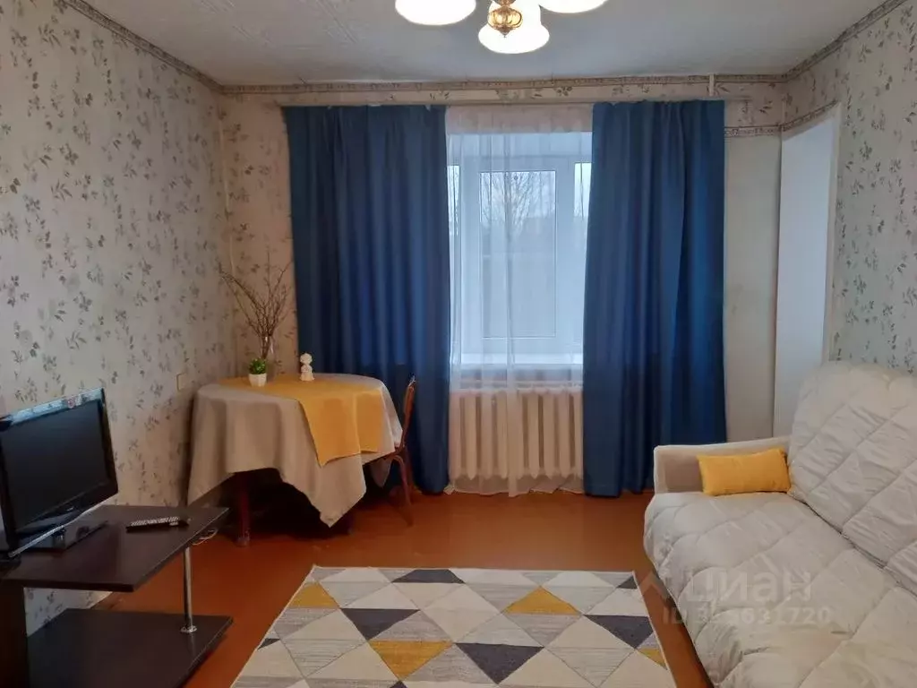 2-к кв. Костромская область, Мантурово Южная ул., 3 (48.0 м) - Фото 0