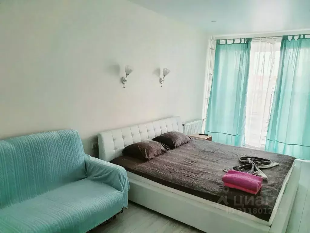 2-к кв. Волгоградская область, Волгоград ул. Расула Гамзатова, 7 (60.0 ... - Фото 0