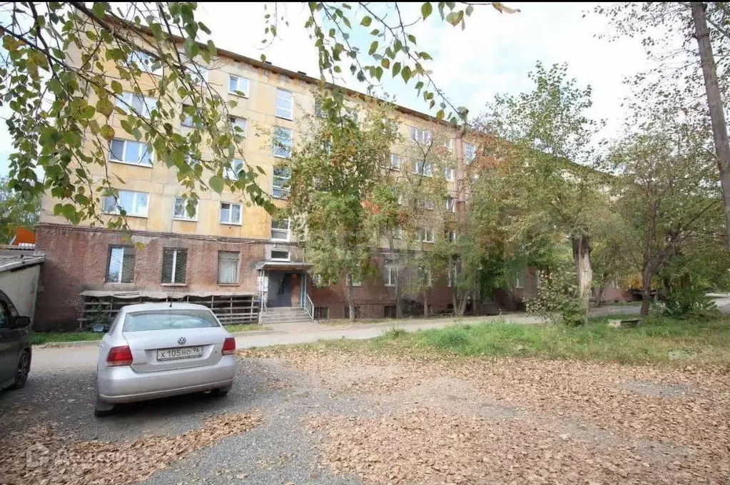 Продаётся 4-к квартира, 60.9 м - Фото 1