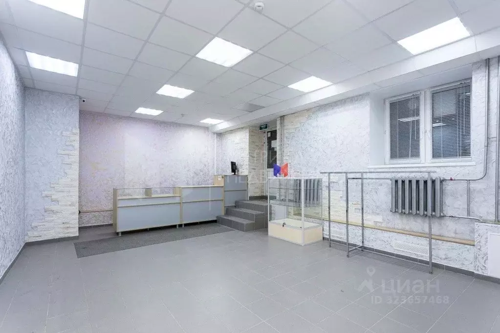 Помещение свободного назначения в Тюменская область, Тюмень ул. Щорса, ... - Фото 1