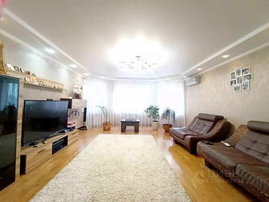 4-к кв. Смоленская область, Вязьма ул. Мира, 2А (130.3 м) - Фото 0