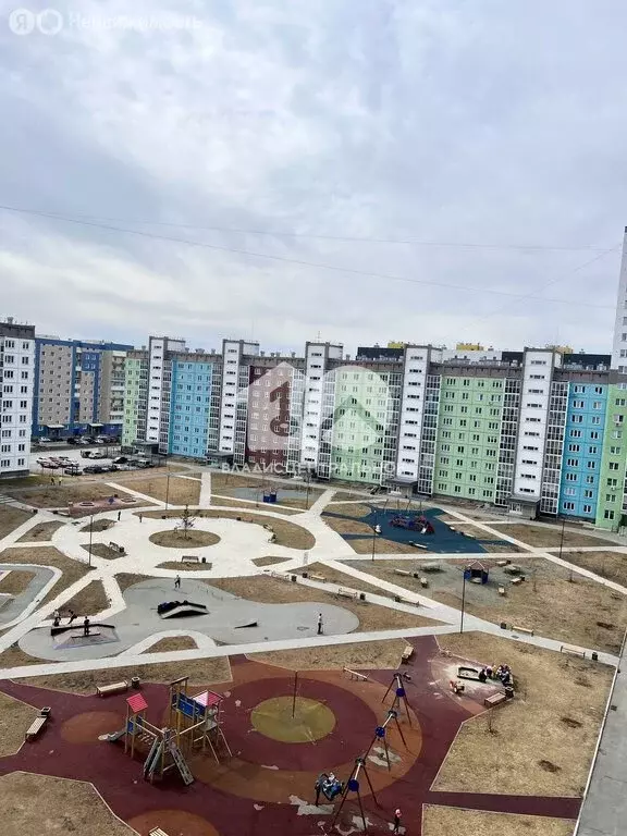 3-комнатная квартира: Новосибирск, улица Титова, 252 (70 м) - Фото 1