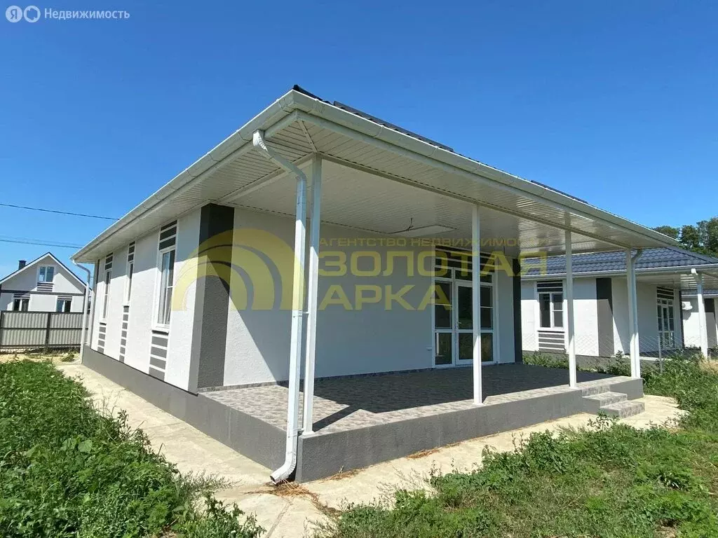 Дом в посёлок Стрелка, Крымская улица (117.5 м) - Фото 1