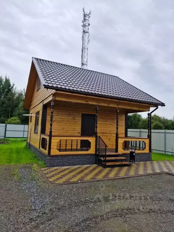 Дом в Ленинградская область, Лужский район, Заклинское с/пос, д. ... - Фото 1