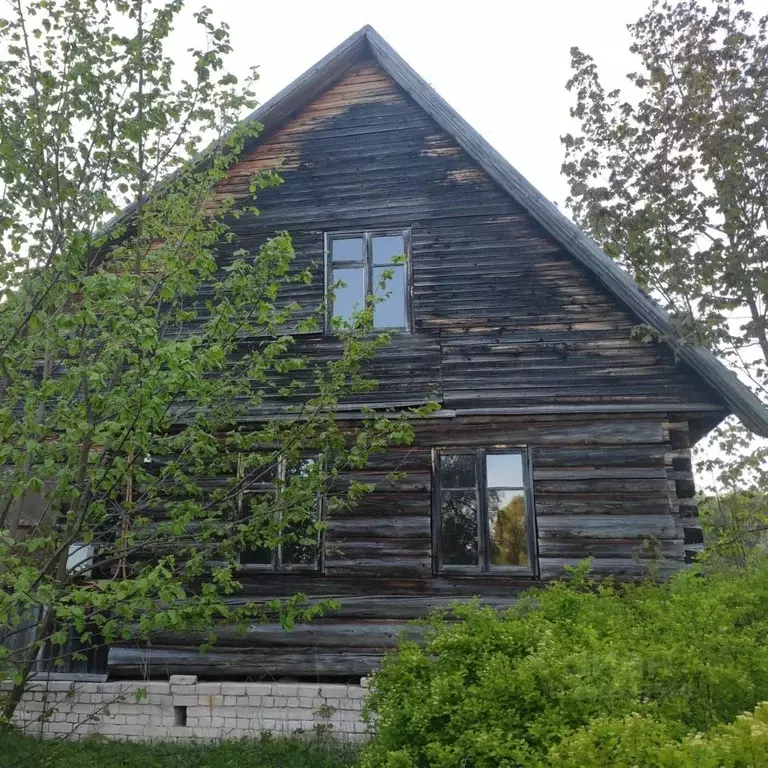 Дом в Тверская область, Старицкий муниципальный округ, д. Гольшино  ... - Фото 1