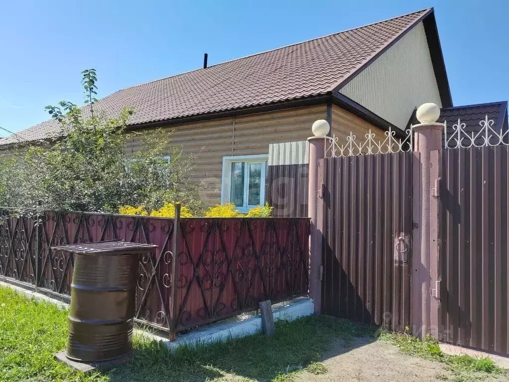 Дом в Бурятия, Кабанский район, с. Кабанск, 4-й кв-л 22 (73 м) - Фото 2