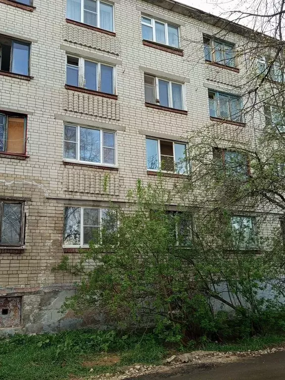 Комната 12,4 м в 4-к., 1/4 эт. - Фото 0