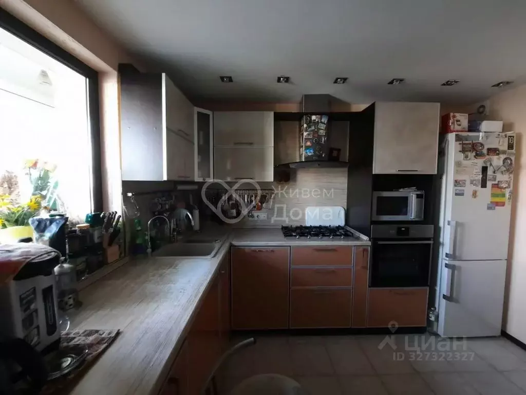 3-к кв. Волгоградская область, Волгоград ул. 39-й Гвардейской Дивизии, ... - Фото 2