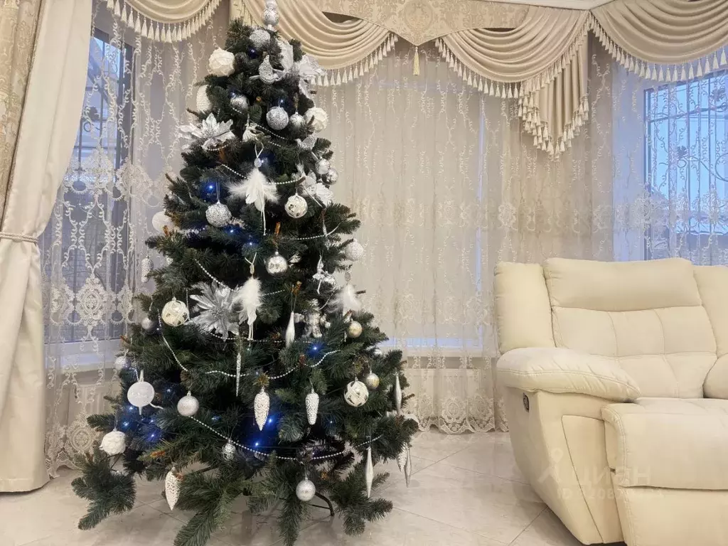 Дом в Ставропольский край, Ставрополь ул. Роз, 248 (350 м) - Фото 2