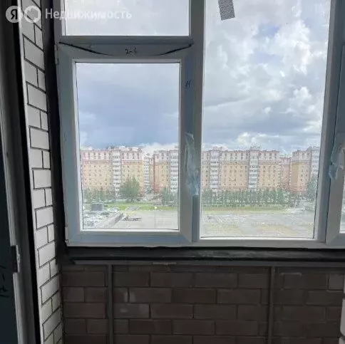 1-комнатная квартира: Тюмень, улица Дмитрия Менделеева, 2к1 (35.4 м) - Фото 1